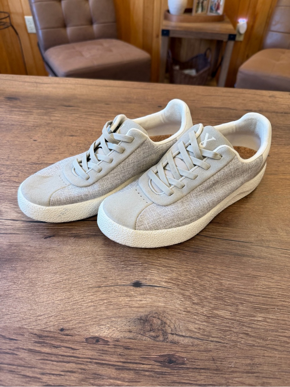 Women's Low-Top Canvas Sneakers in Slate Grey